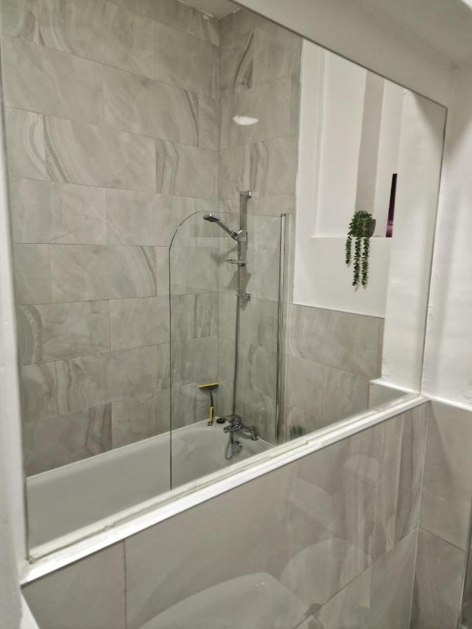 Spacious 4 Bedrooms Apartment For 10 Near Marble Arch London Luaran gambar